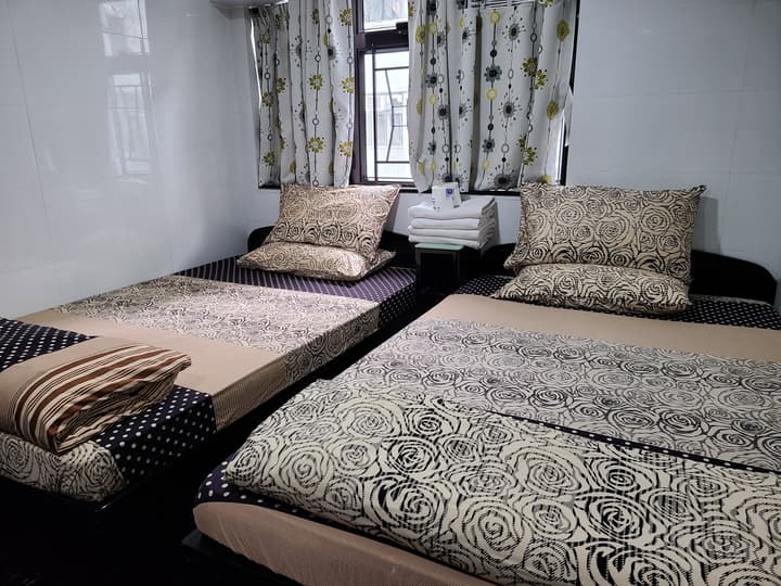 Manila Hotel - Hostel