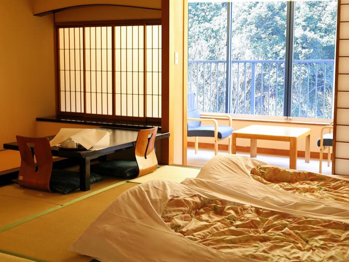 Hakone Pax Yoshino