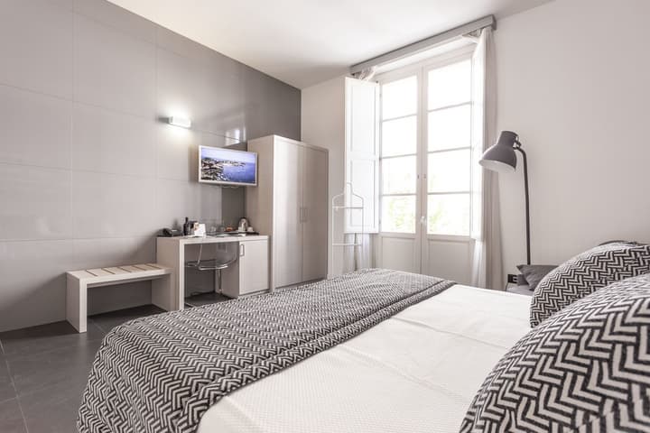 Nostos rooms & Apartments