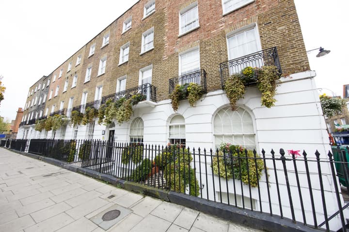 Studios 2 Let North Gower
