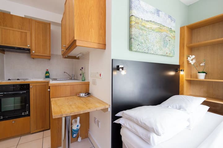 Studios 2 Let North Gower
