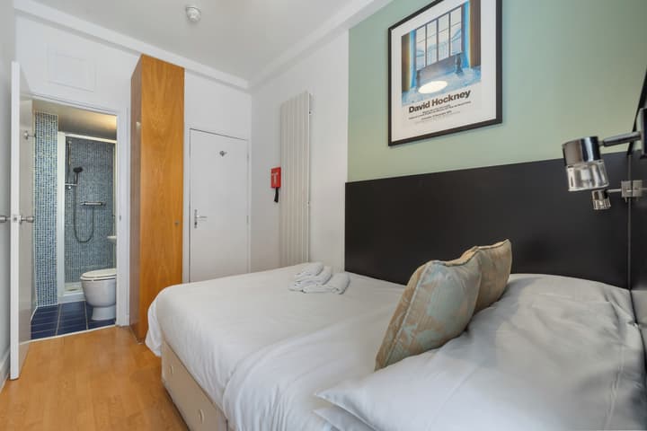 Studios 2 Let North Gower