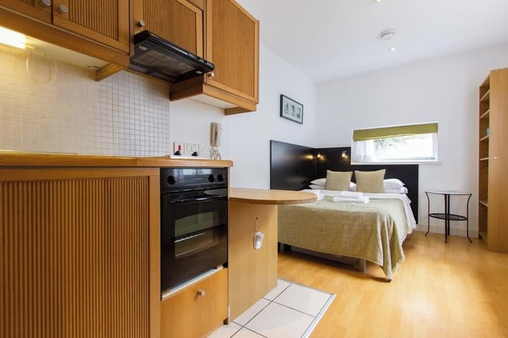 Studios 2 Let North Gower