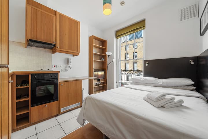 Studios 2 Let North Gower