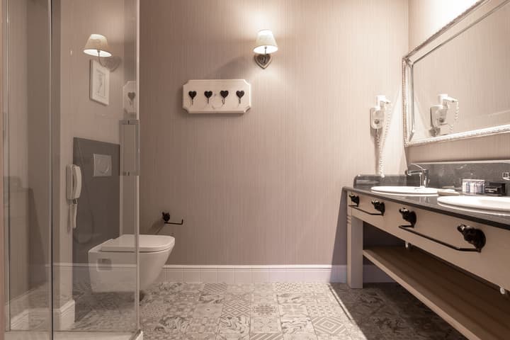 ARIES Hotel & SPA