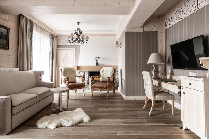 ARIES Hotel & SPA