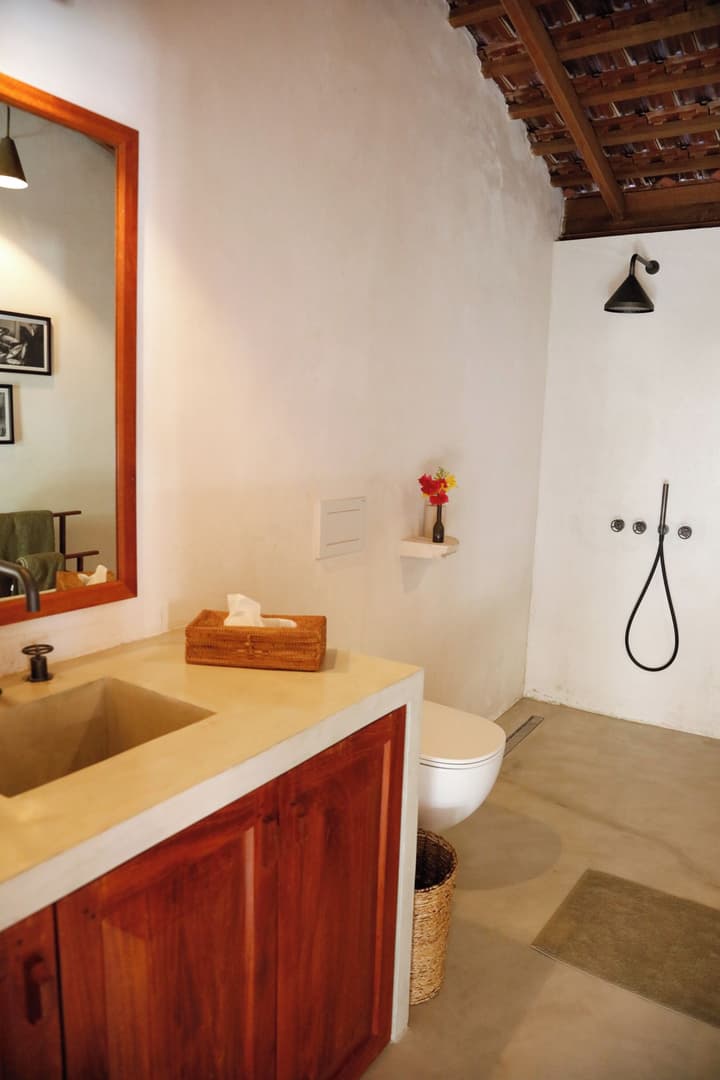 The Barefoot Eco Hotel