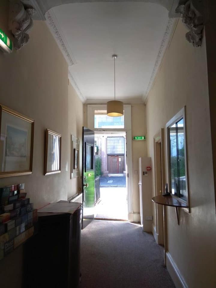 Glasgow House