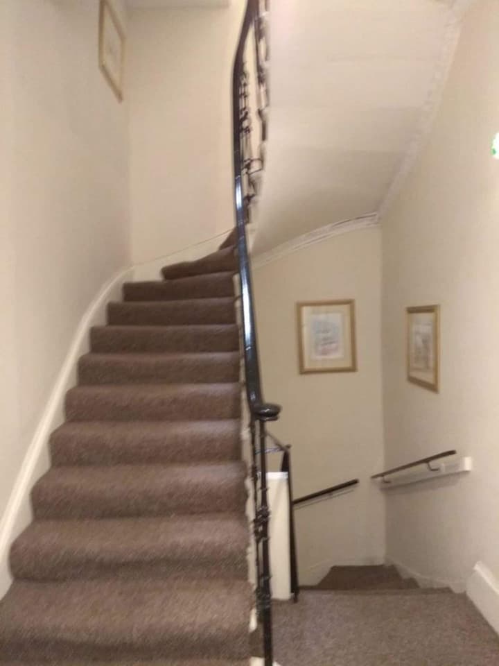 Glasgow House