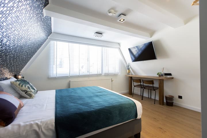 Quentin Leidse Square Hotel
