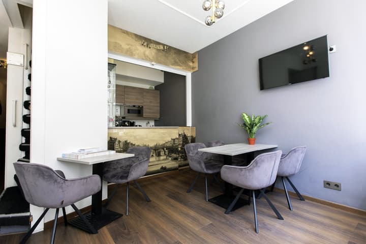 Quentin Leidse Square Hotel