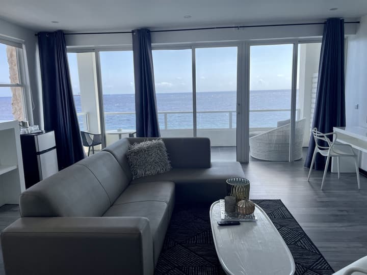 Saint Tropez Boutique Hotel