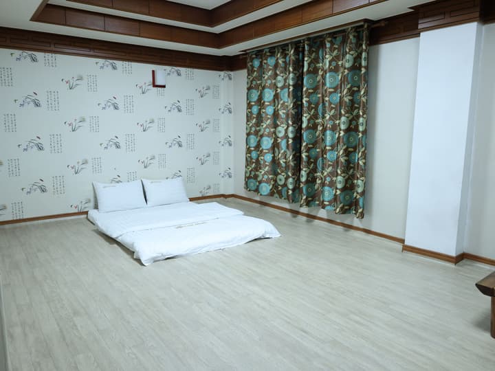 Andong Park Hotel