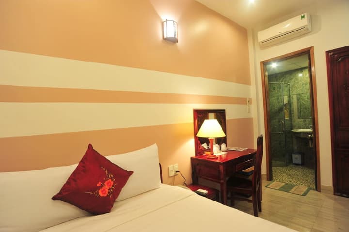 Ruby Hotel