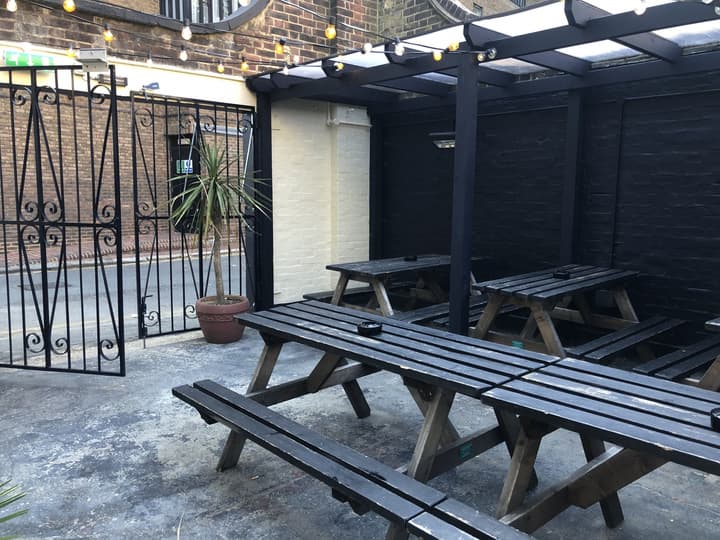 PubLove @ The Steam Engine - Hostel