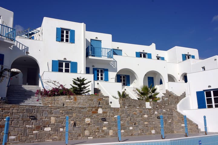 Arkas Inn