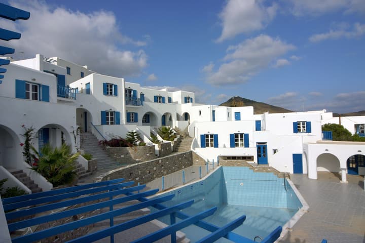 Arkas Inn