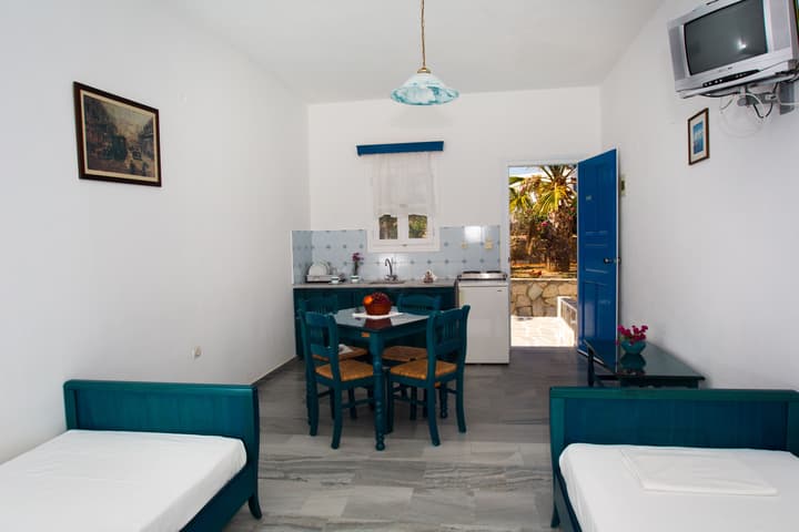 Arkas Inn