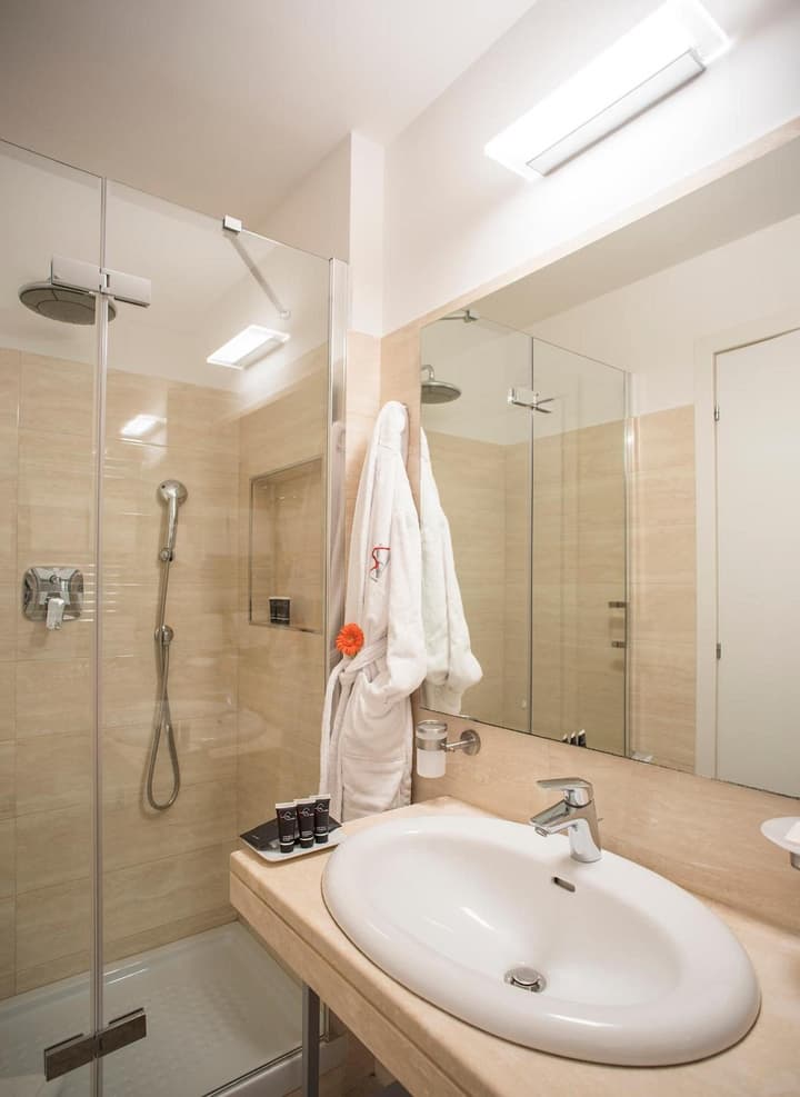 Rome Art Hotel - Trevi Hotels Group