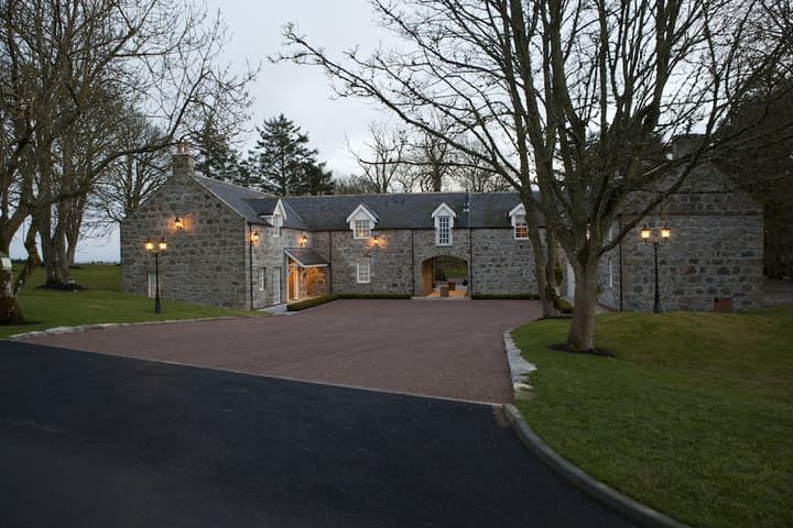 Trump Macleod House & Lodge