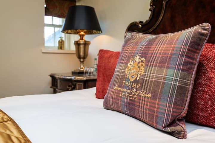 Trump Macleod House & Lodge