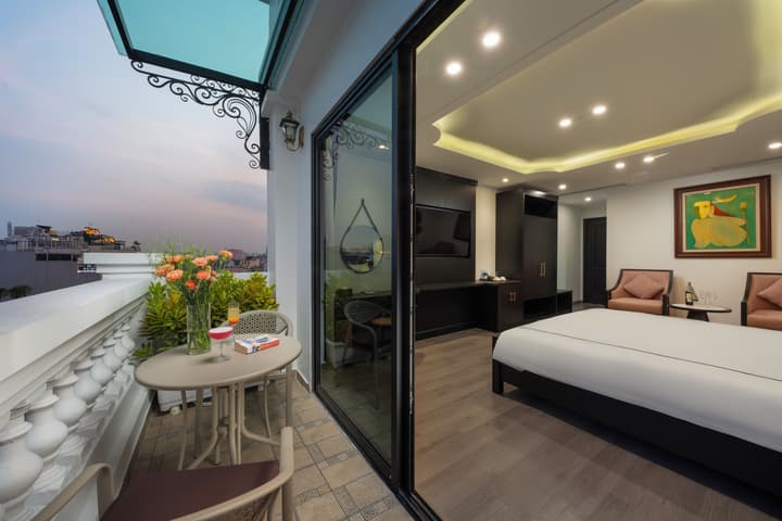 SQ HANG GAI HOTEL & SPA