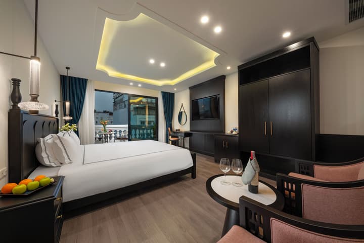 SQ HANG GAI HOTEL & SPA