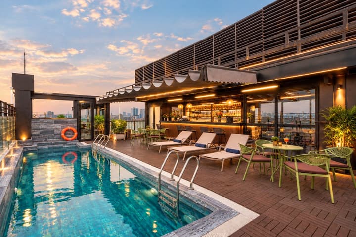 SQ HANG GAI HOTEL & SPA