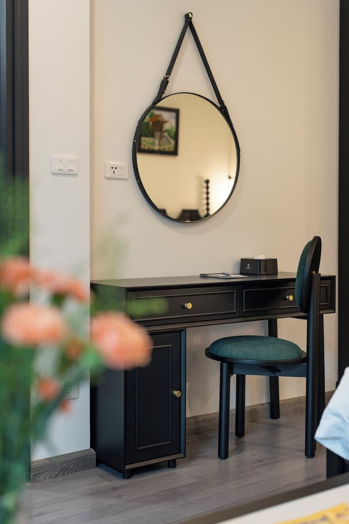 SQ HANG GAI HOTEL & SPA