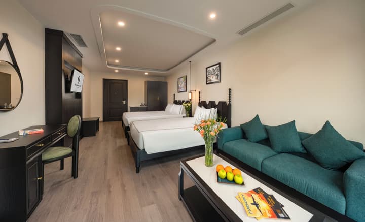 SQ HANG GAI HOTEL & SPA