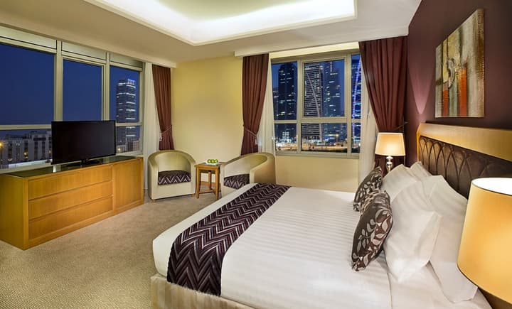 ARMADA  AVENUE HOTEL