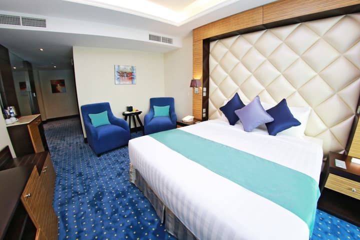 ARMADA  AVENUE HOTEL