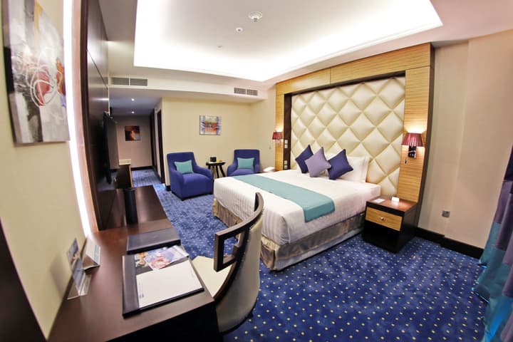 ARMADA  AVENUE HOTEL