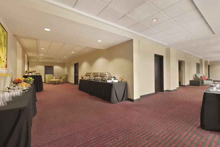 Hyatt Place Baltimore Inner Harbor