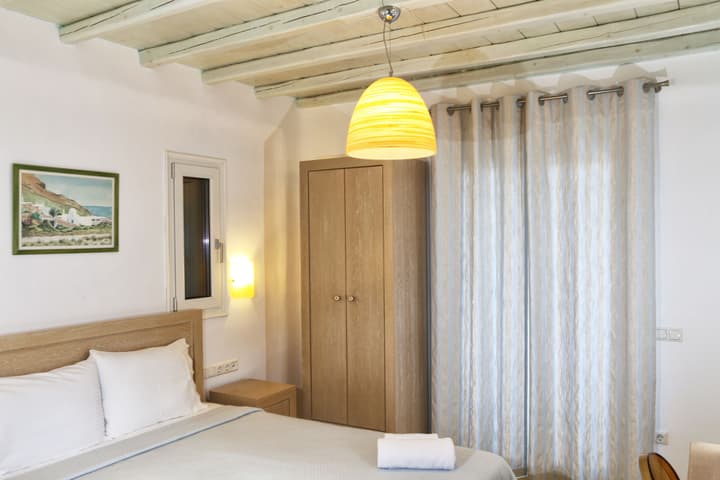 Niriides Homes & Villas