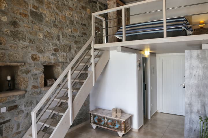 Niriides Homes & Villas