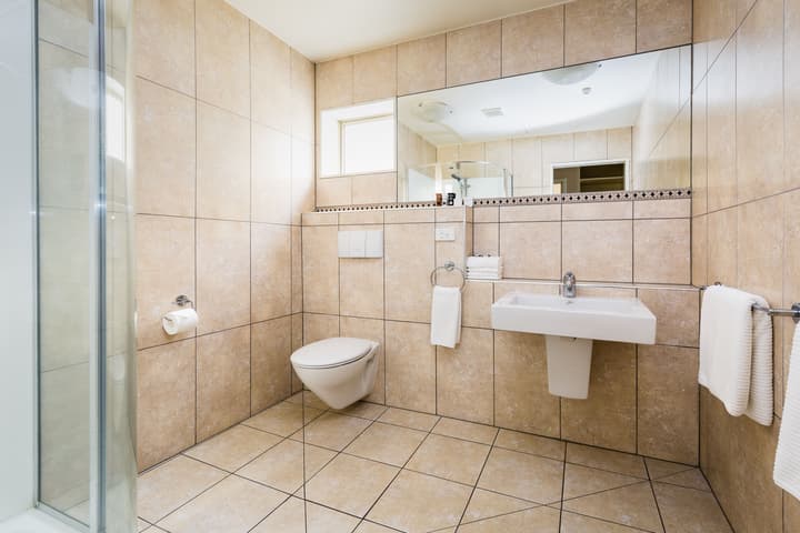 Pebble Beach Motor Inn