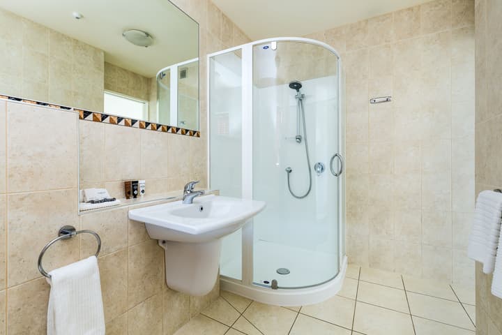 Pebble Beach Motor Inn