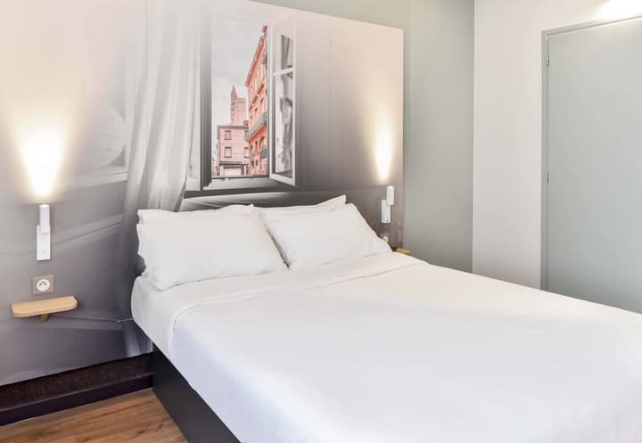 B&B HOTEL Toulouse Centre Canal du Midi