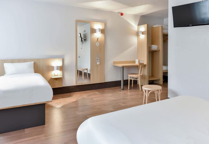 B&B HOTEL Toulouse Centre Canal du Midi