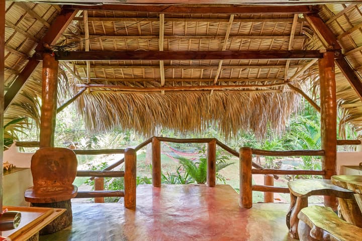 CHALET TROPICAL Hotel & Pool Bar Restaurant
