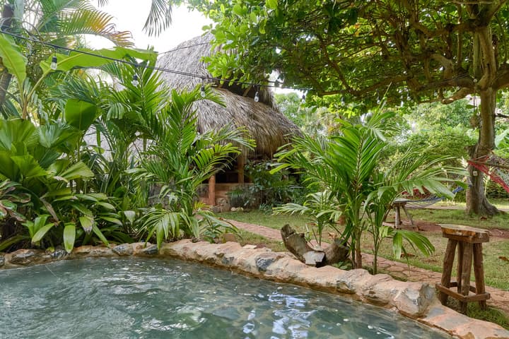CHALET TROPICAL Hotel & Pool Bar Restaurant