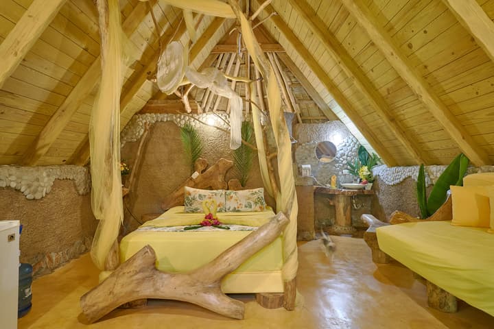 CHALET TROPICAL Hotel & Pool Bar Restaurant