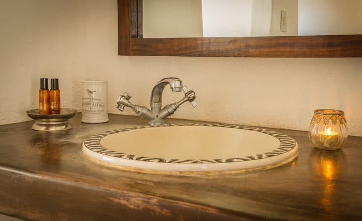 Mbizi Bush Lodge