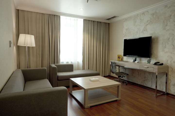 City Tower Hotel