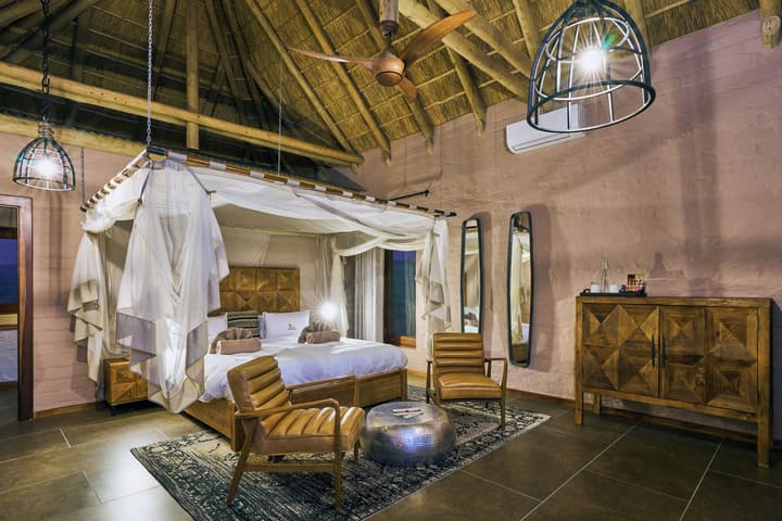 Desert Homestead Lodge l Ondili