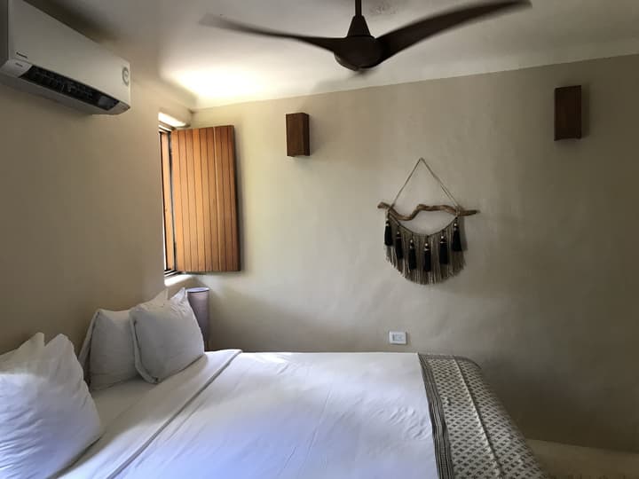 CASA ZABA