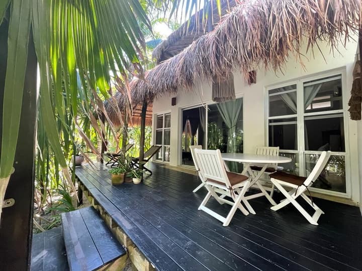 CASA ZABA