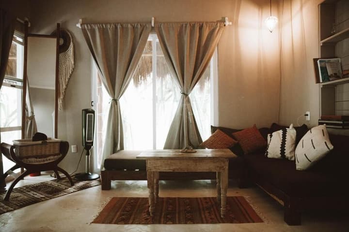 CASA ZABA