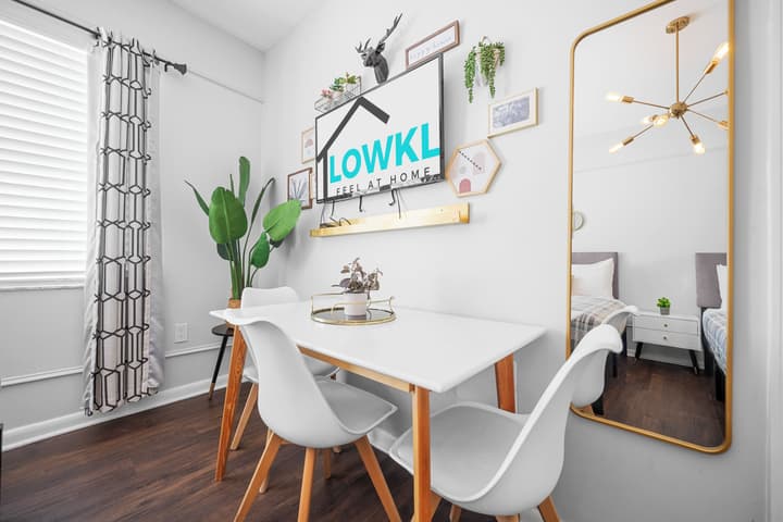 Nine20 Collins Apartments by Lowkl
